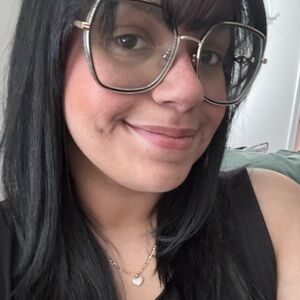 Meet your Posher, Shirley